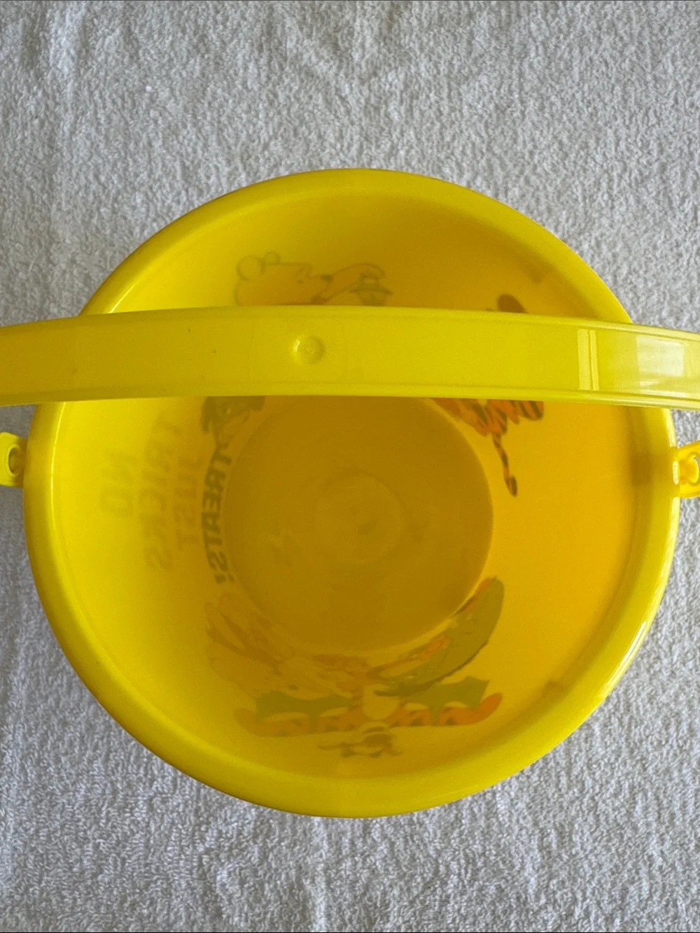 Disney Yellow Winnie the Pooh Halloween Candy Bucket with Tigger, Pooh & Friends